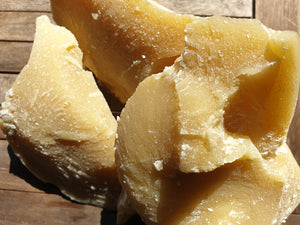 
                  
                    Load image into Gallery viewer, Pure Australian Beeswax Chunks - 1kg - Buy Manuka Honey
                  
                